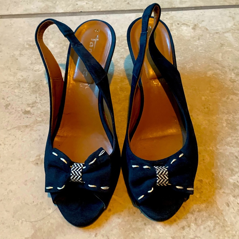 Tamaris Navy/White Wedges with Bow